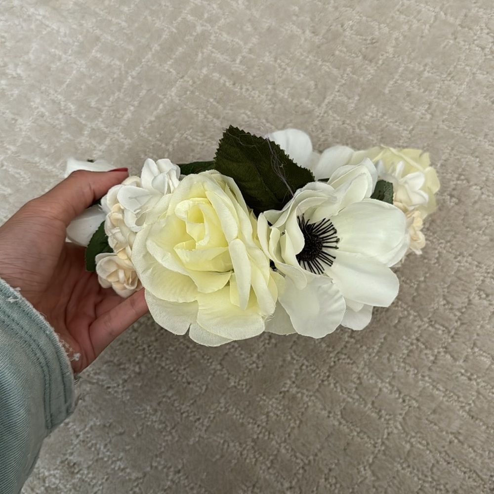 Flower Crown - Picture 3 of 5